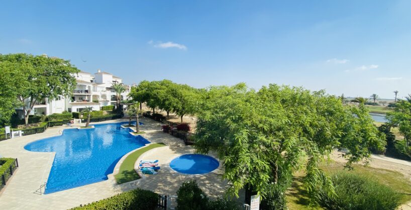 Recently Renovated 2 Bed, 1 Bath Apartment – La Torre Golf Resort