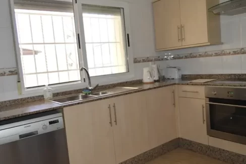 93892946_1