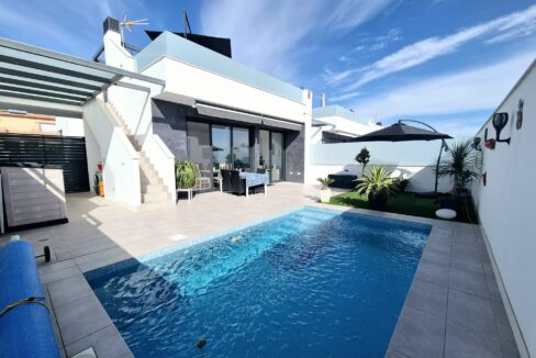 Luxury Villa in Los Alcazares