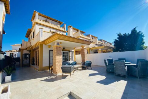 Detached Villa in Alicante