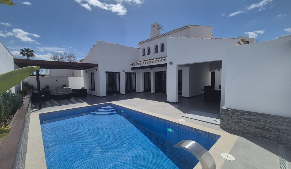 Luxury Villa El Valle Resort