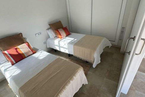 29581-villa-for-sale-in-peraleja-golf-20972804-large