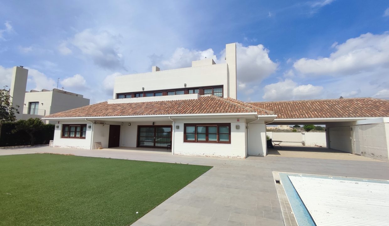 29934-villa-for-sale-in-peraleja-golf-resort-21114842-large