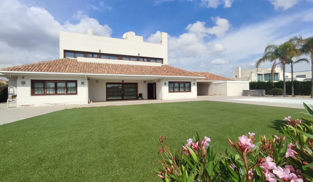 29934-villa-for-sale-in-peraleja-golf-resort-21114846-large