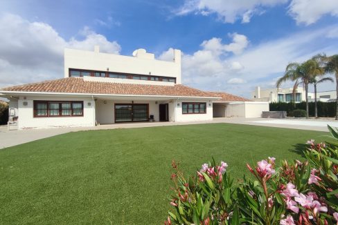 29934-villa-for-sale-in-peraleja-golf-resort-21114846-large