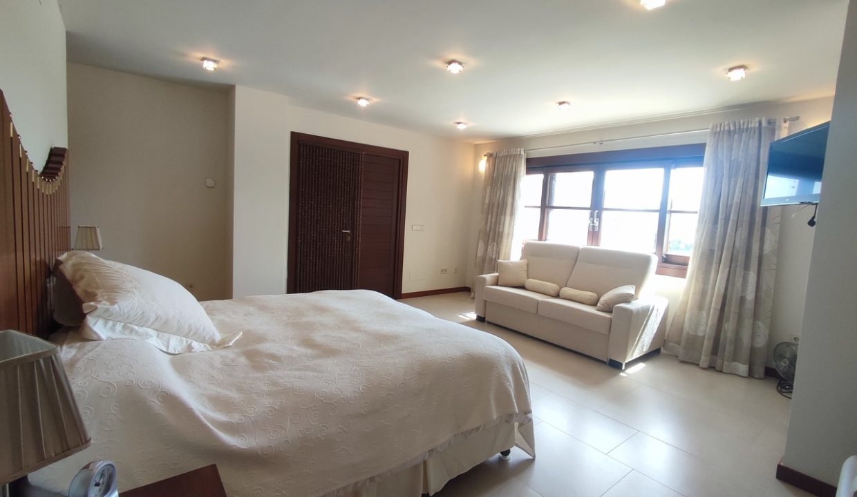 29934-villa-for-sale-in-peraleja-golf-resort-21114880-large