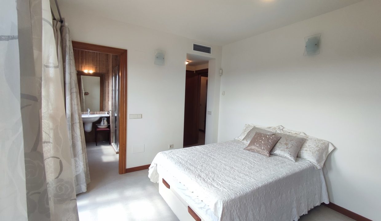29934-villa-for-sale-in-peraleja-golf-resort-21114895-large