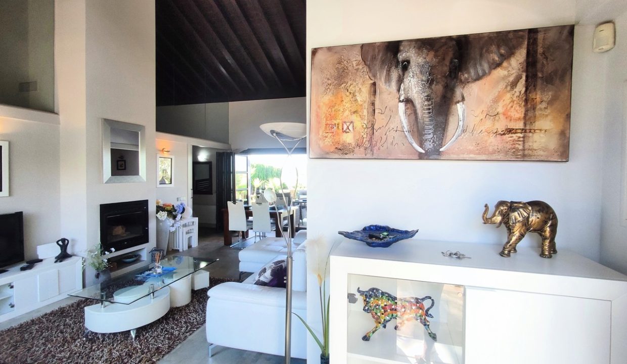 29976-villa-for-sale-in-peraleja-golf-resort-21305533-large
