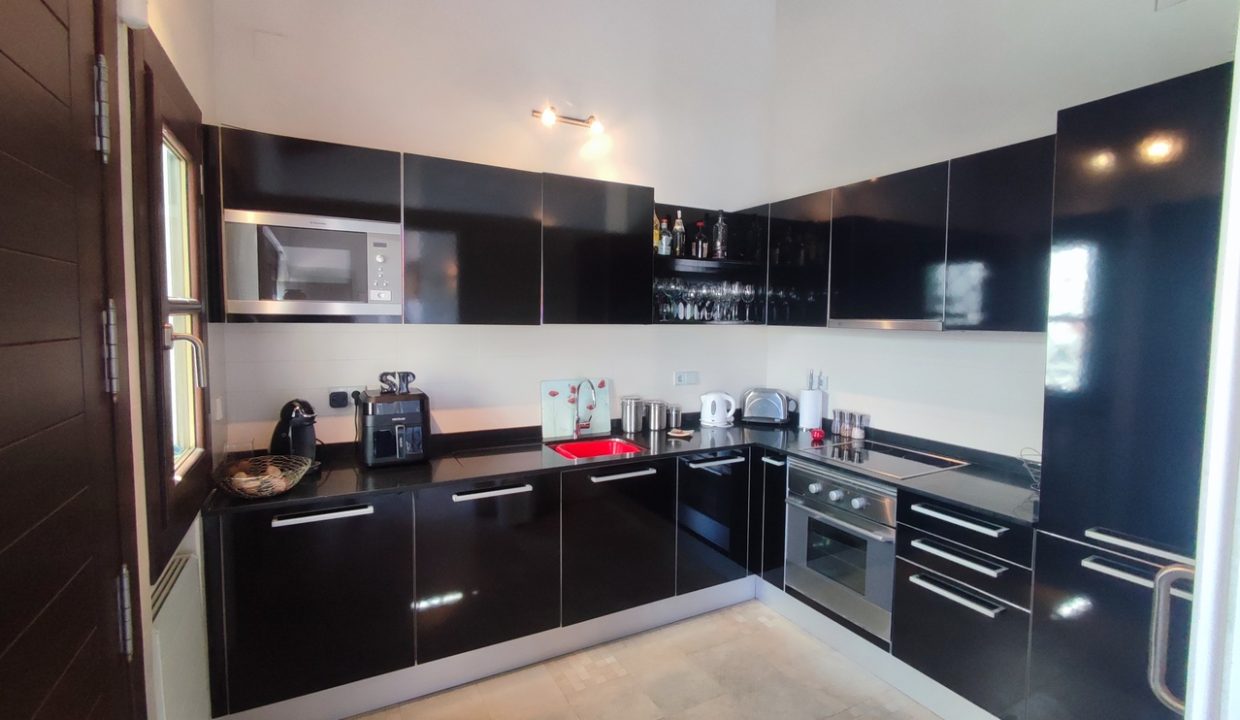 29976-villa-for-sale-in-peraleja-golf-resort-21305535-large