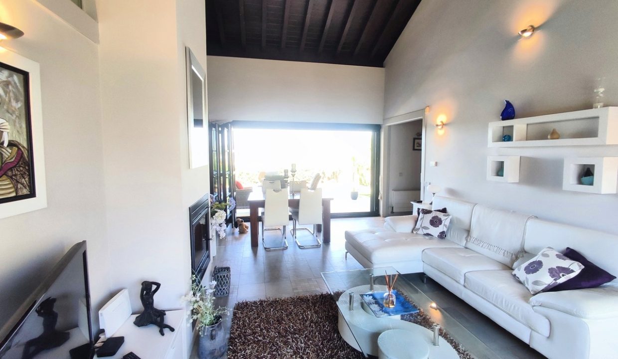 29976-villa-for-sale-in-peraleja-golf-resort-21305537-large
