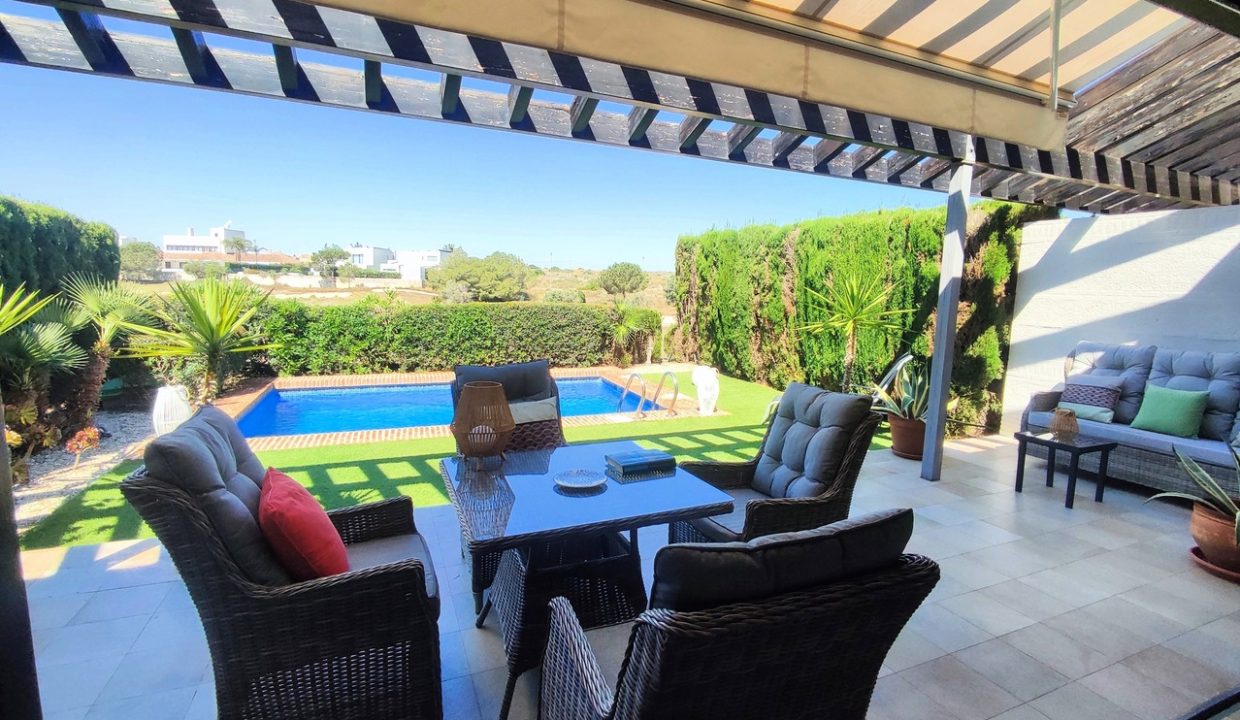 29976-villa-for-sale-in-peraleja-golf-resort-21305545-large