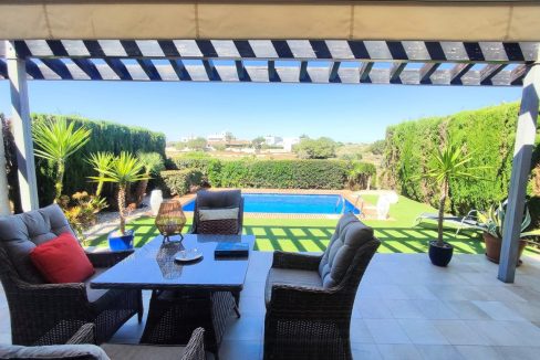 29976-villa-for-sale-in-peraleja-golf-resort-21305549-large