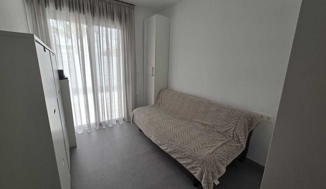30202-villa-for-sale-in-roldan-21837218-large
