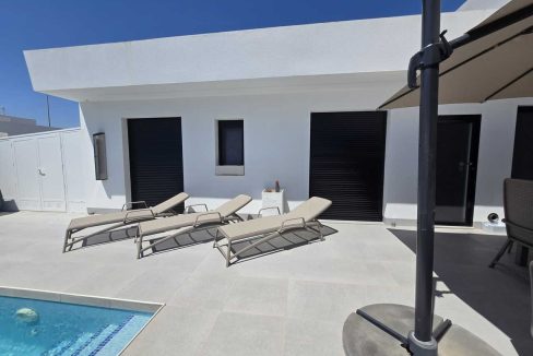 30202-villa-for-sale-in-roldan-21837227-large