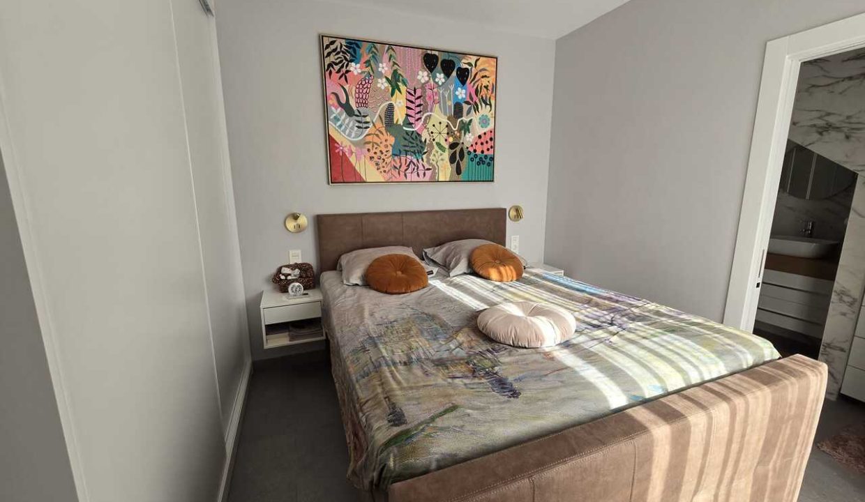 30202-villa-for-sale-in-roldan-21837233-large