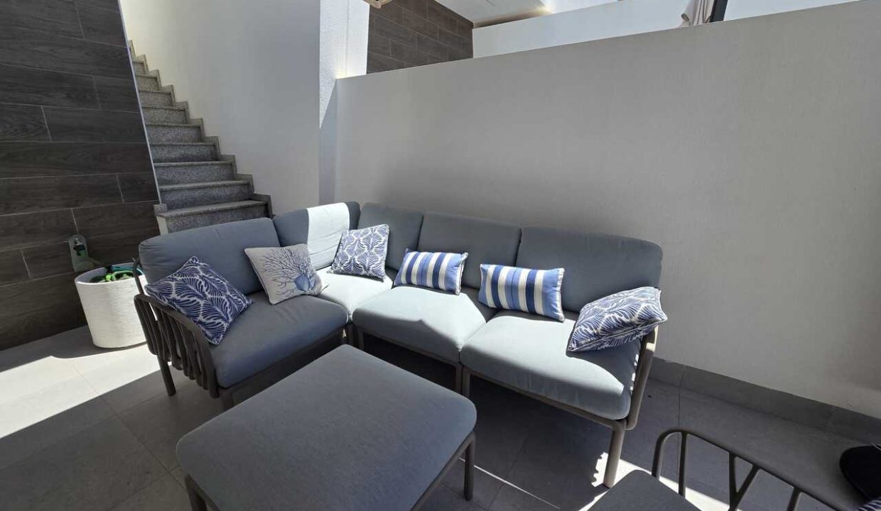 30202-villa-for-sale-in-roldan-21837250-large