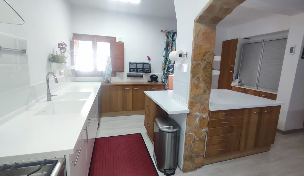 30207-villa-for-sale-in-gea-y-truyols-21854654-large